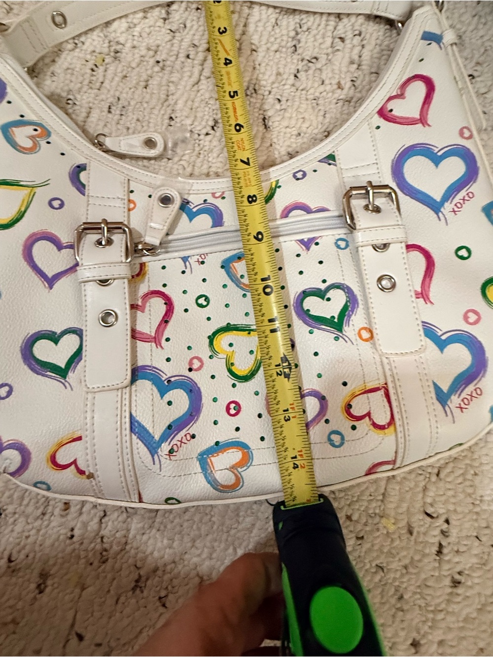 XOXO White Shoulder Bag with Colorful Heart Print - Picture 7 of 9